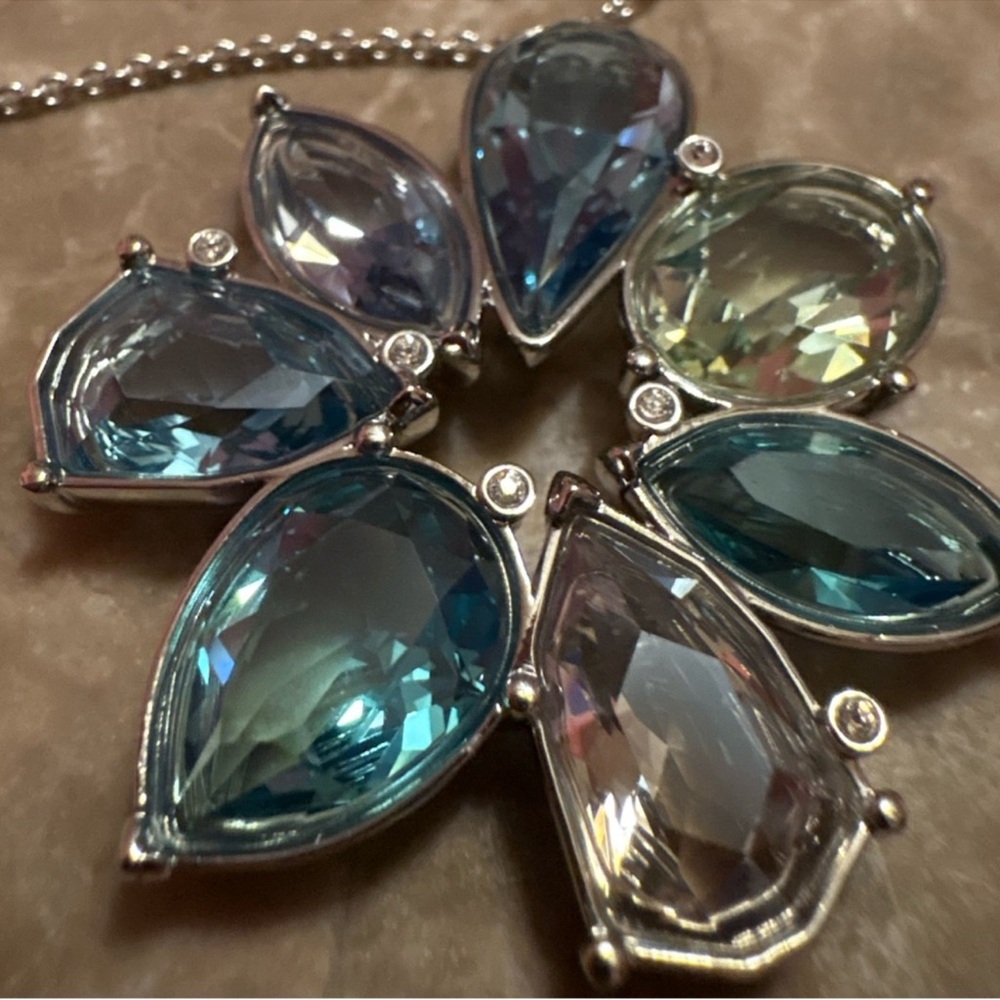 Swarovski Silver Necklace with Blue and Clear Crystal Flower - Picture 3 of 7